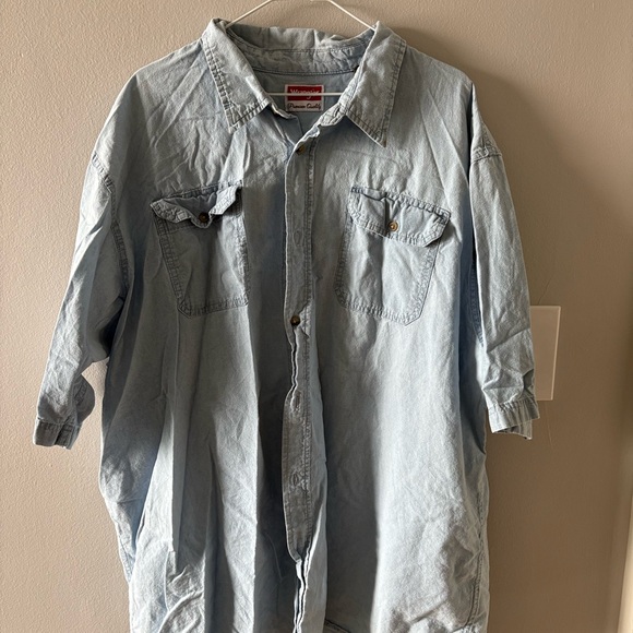 Wrangler Other - Wrangler Light Blue Denim Shirt